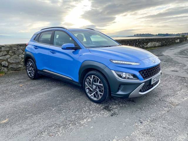 Hyundai Kona SUV 1.6GDi (141ps) Premium Hatchback Hybrid Blue